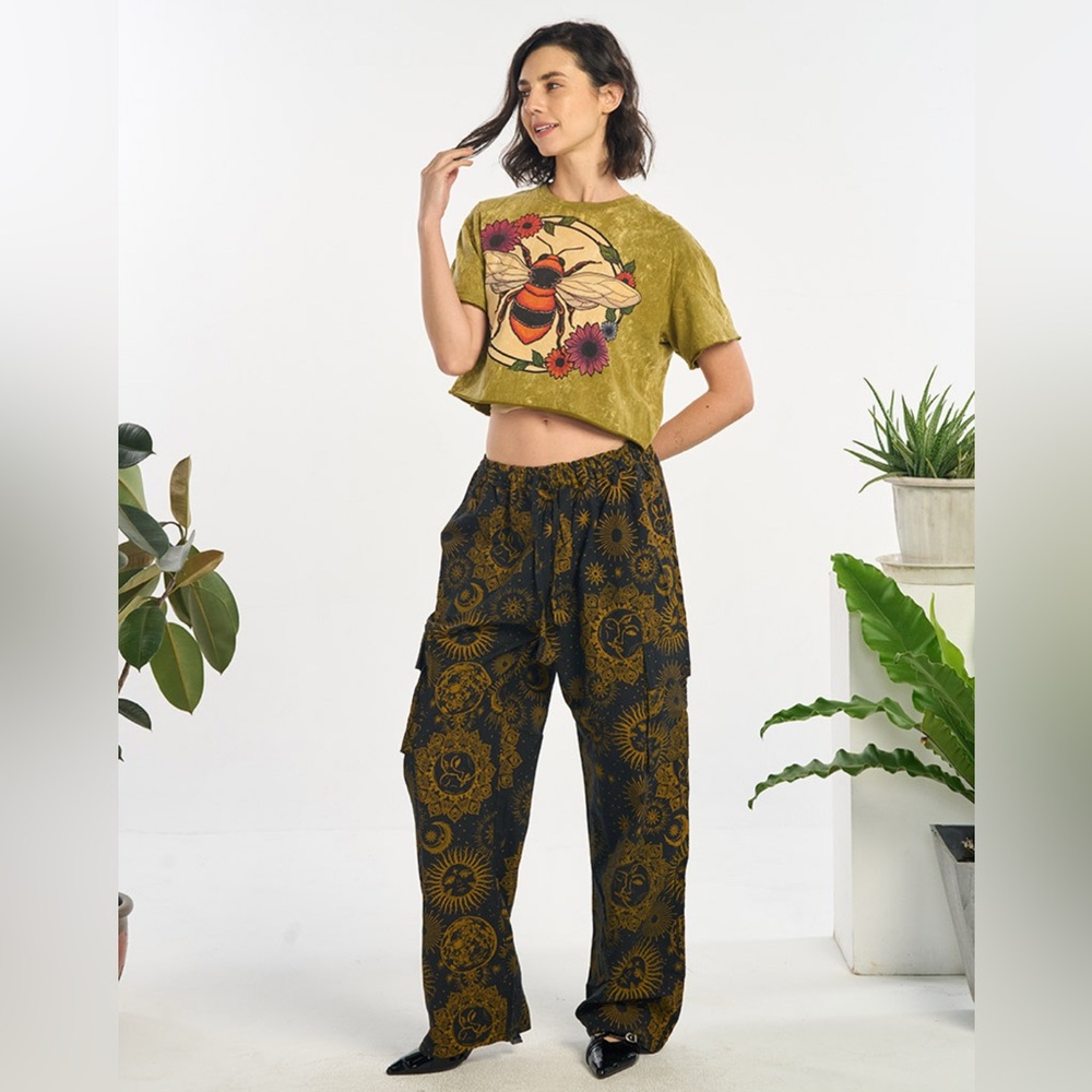 Sun & moon print cotton cargo pocket pant - Picture 2 of 8